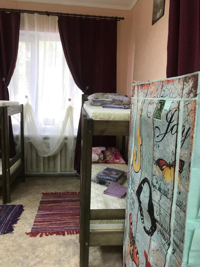 Ararat-Demeevskaya Hostel Kiev Esterno foto
