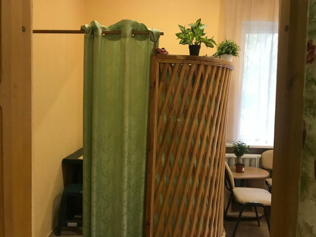 Ararat-Demeevskaya Hostel Kiev Esterno foto